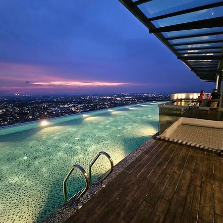 Quartz Residence - Melaka Esterno foto