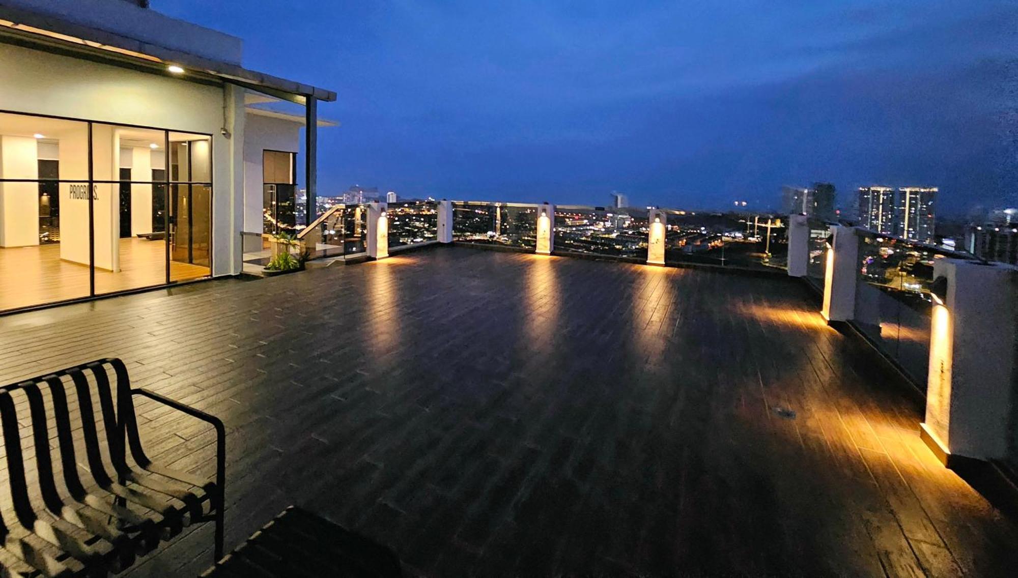Quartz Residence - Melaka Esterno foto