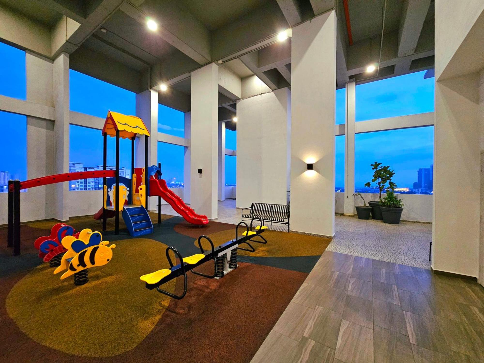 Quartz Residence - Melaka Esterno foto